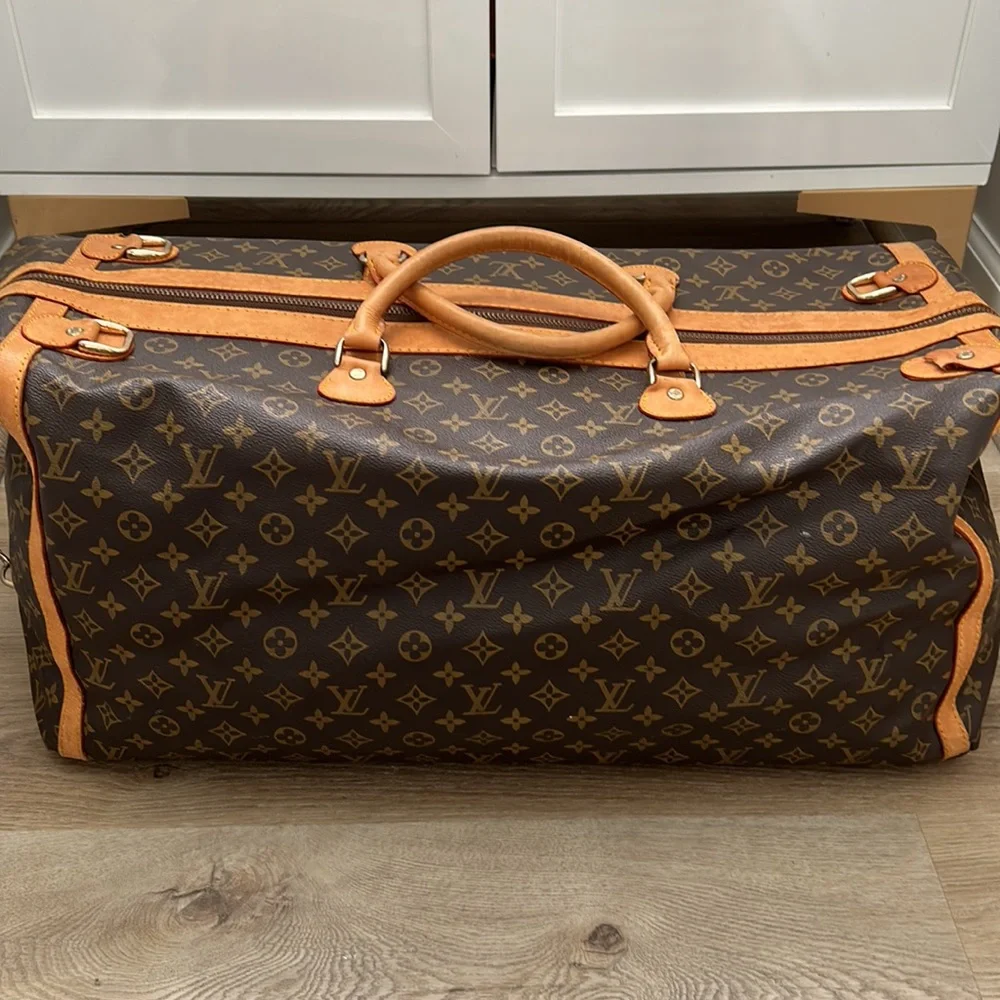 Vintage Louis Vuitton Travel Bag - Picture 6 of 13